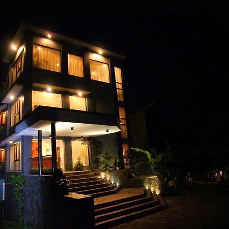 Amira Hotel Bandung Extérieur photo